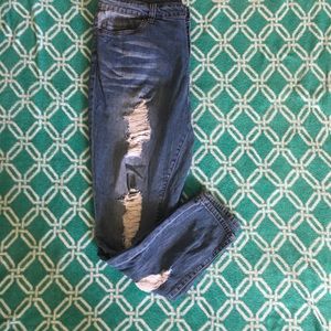 Distressed Skinny Jeans |NEVER WORN|